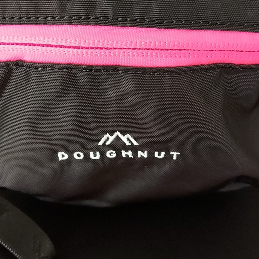 DOUGHNUT - Picture 2 of 16